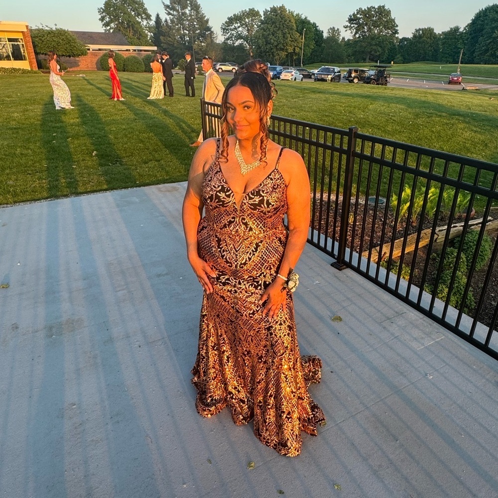 ASHLEYlauren 11466 Prom Dress